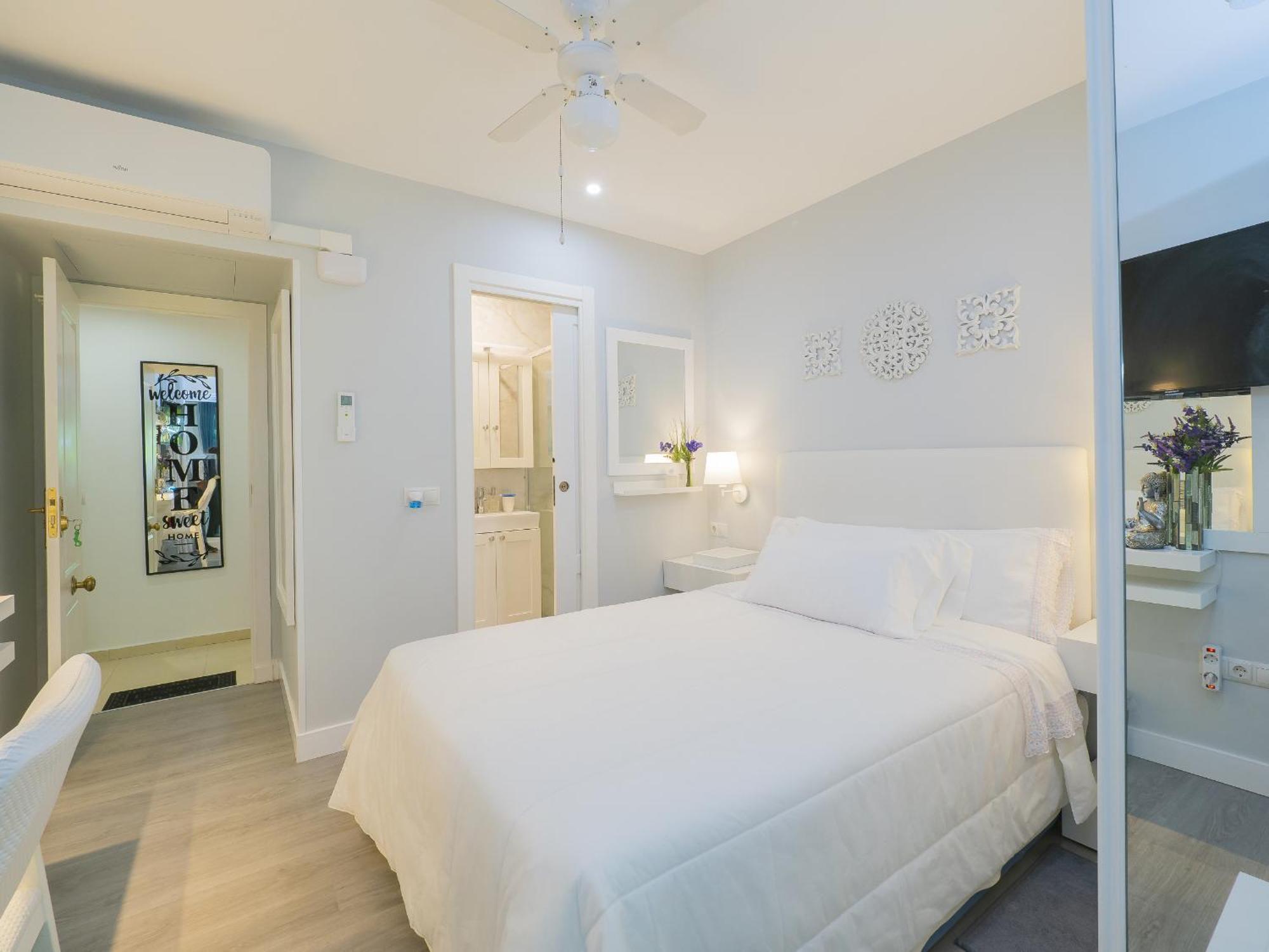 Maison d'hôtes Cubo's Poseidon 3 & Pool Benalmádena
